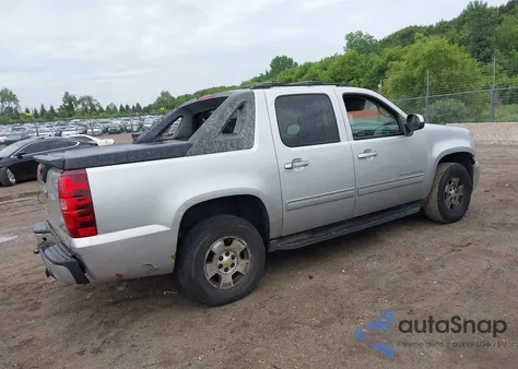2011 Chevrolet Avalanche 1500 Ls from USA, damaged, VIN 3GNTKEE35BG373239
